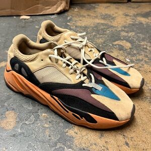 Adidas Yeezy Boost 700 Waverunner Enflame Ember